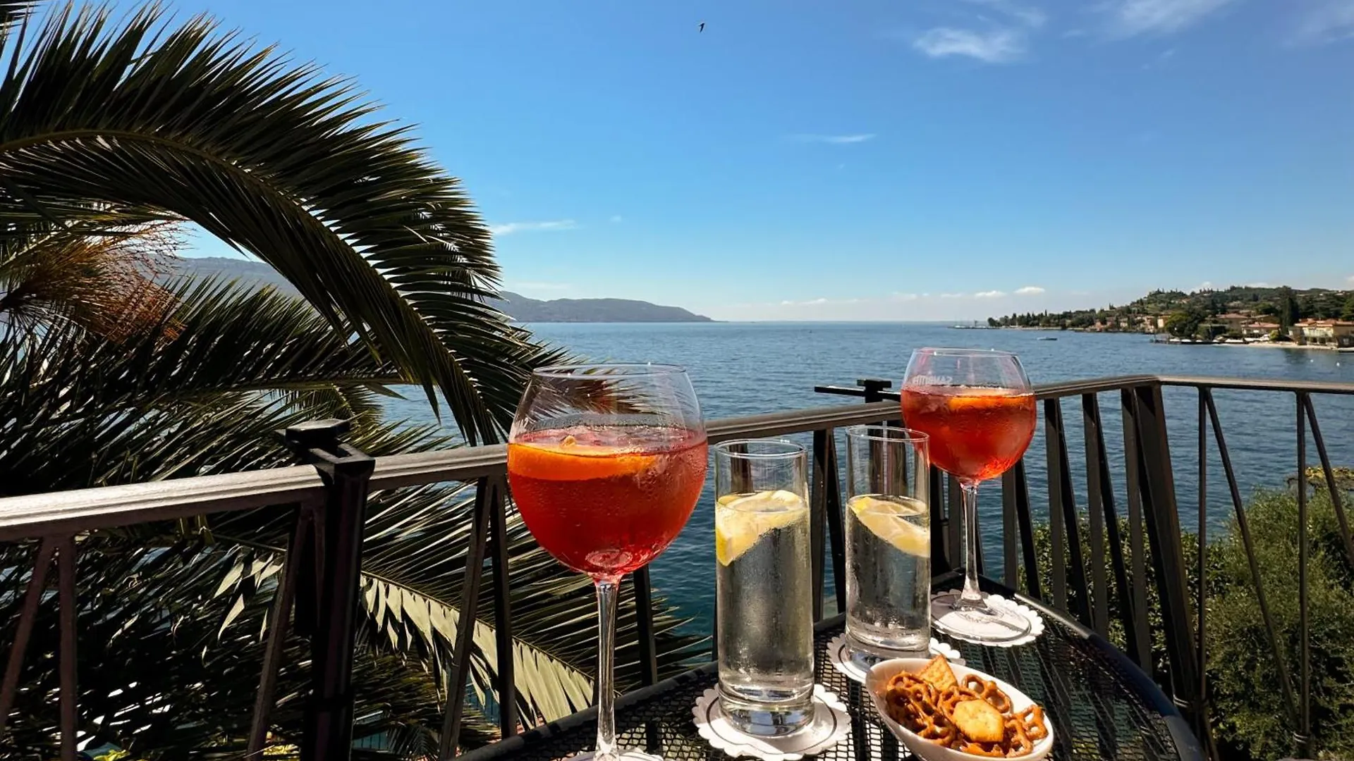 Hotel Du Lac Gargnano 3*,  Italia