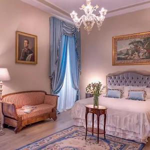  Couette-café Palazzo Cavagna Sangiuliani